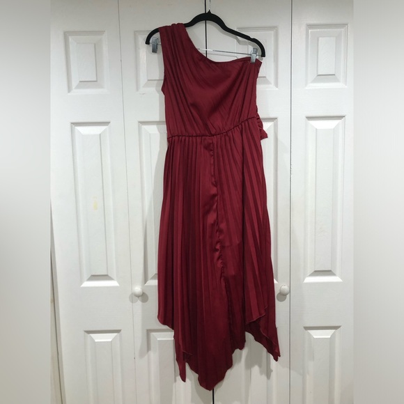 PRETTYGARDEN Satin Dress One Shoulder Sleeveless Ruched Twist Dress - Picture 10 of 11